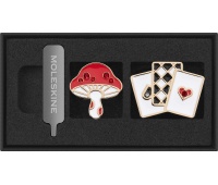 Pins MOLESKINE 2026 Alice, Mushroom + Cards